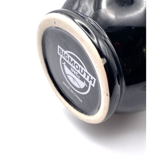 "TRUST ME I'M A NINJA" Coffee Mug Big Mouth Inc. 4 1/2 Inches Tall - Picture 7 of 7